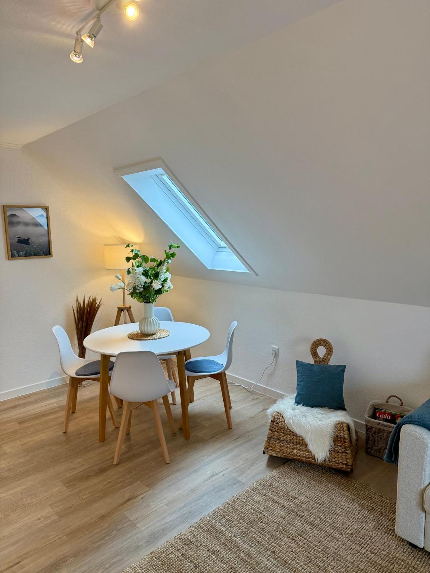 Appartements Zum Weissen Hahn Bad Zwischenahn Luaran gambar